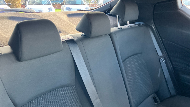 Toyota C-HR 1.8 Hybrid Design 5dr CVT Hybrid Hatchback